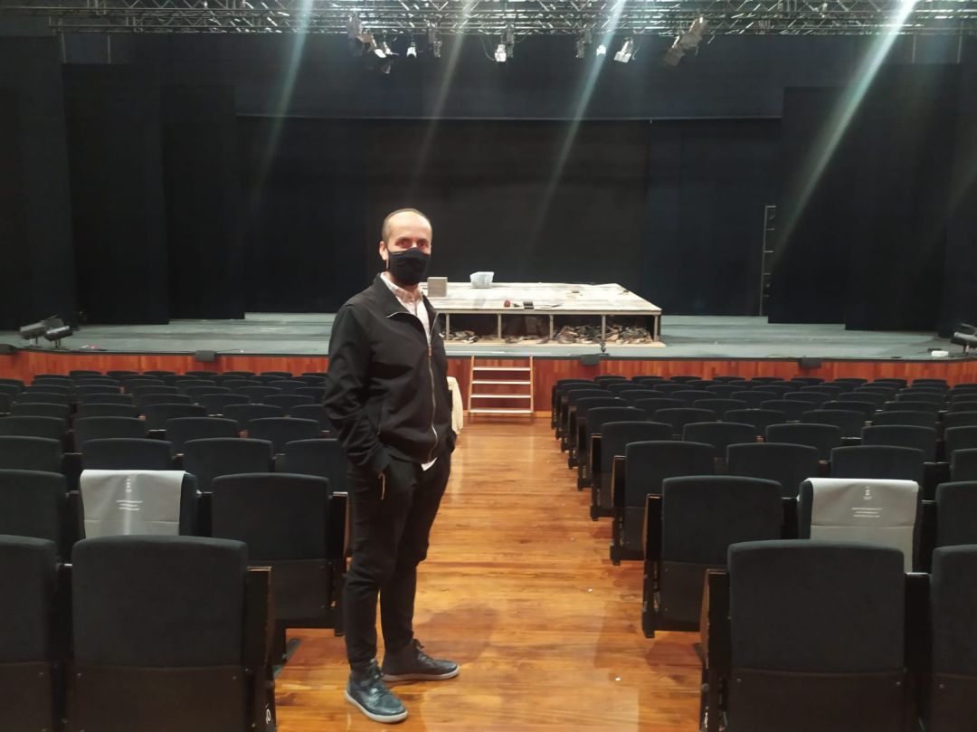 Juan Pablo Soler, gerente de los teatros municipales de Murcia, en el Teatro Circo que se prepara para abrir sus puertas este viernes Juan Pablo Soler, gerente de los teatros municipales de Murcia, en el Teatro Circo que se prepara para abrir sus puertas este viernes