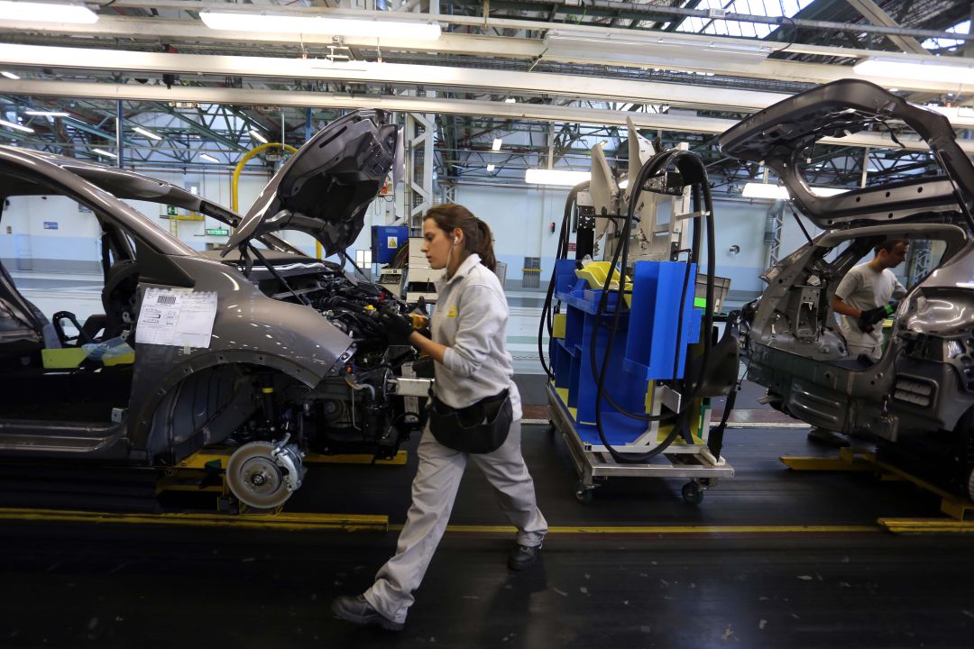 Más paradas de las previstas inicialmente en Renault Más paradas de las previstas inicialmente en Renault