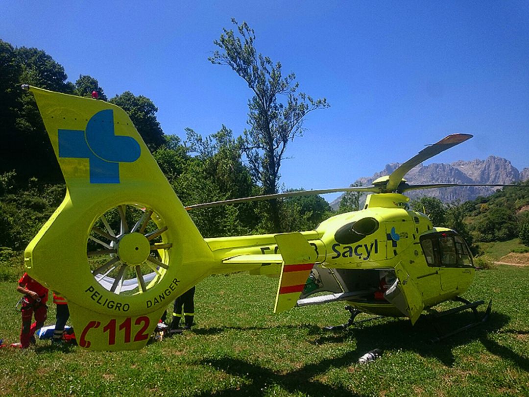Helicóptero del Sacyl Helicóptero del Sacyl