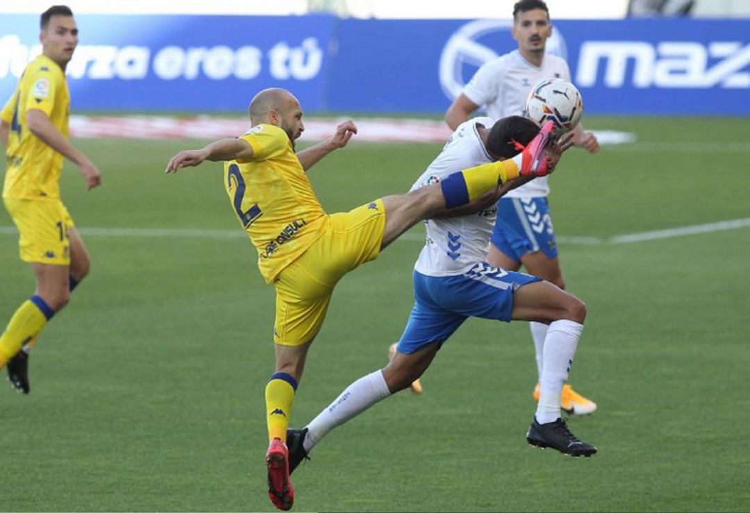 Un lance del partido disputado en el Heliodoro. Un lance del partido disputado en el Heliodoro.