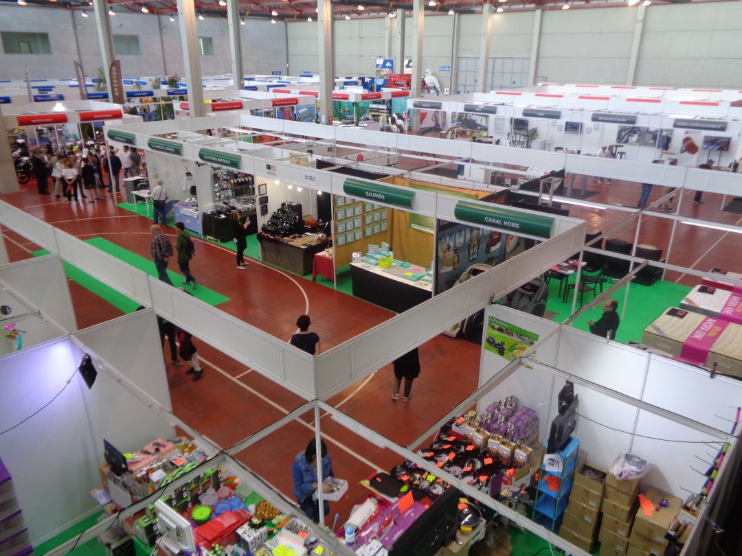 Imagen área de una de las ediciones de Fiduero, la feria que se convierte cada año en escaparate de la economía comarcal Imagen área de una de las ediciones de Fiduero, la feria que se convierte cada año en escaparate de la economía comarcal