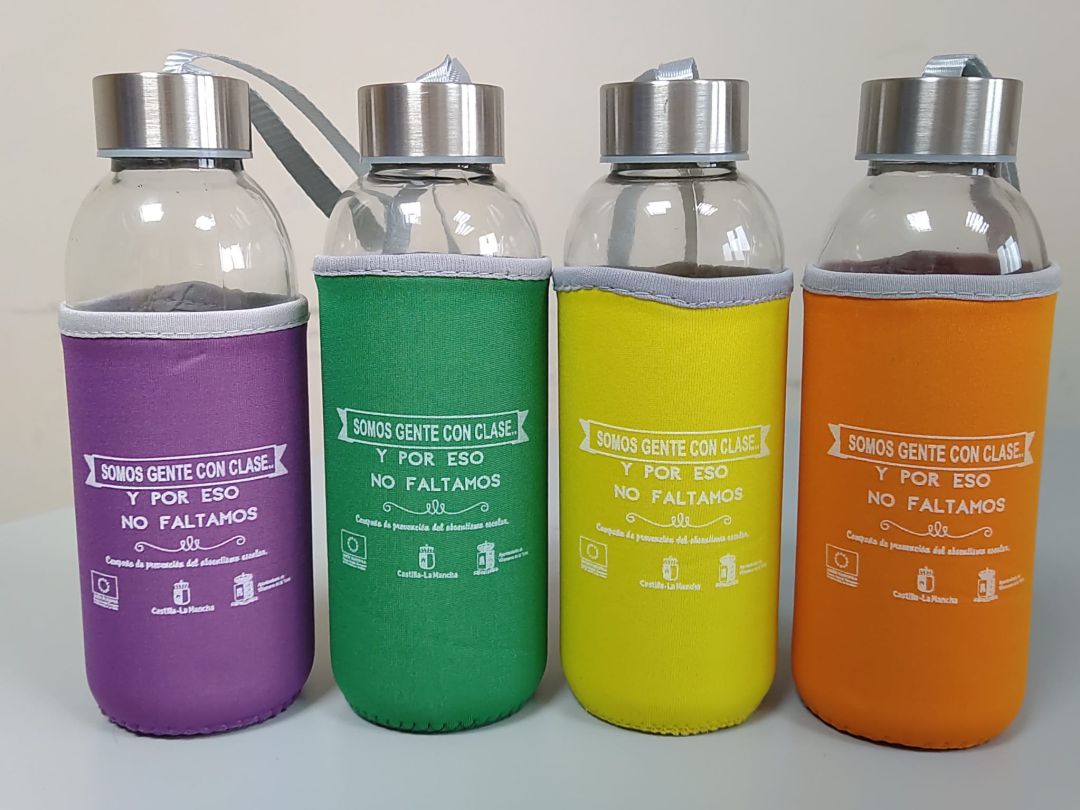 Botellas que se reparten en la campaña Botellas que se reparten en la campaña