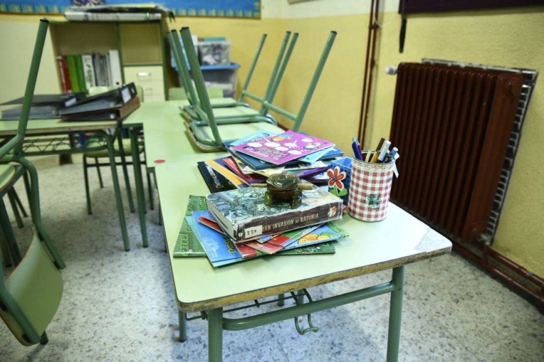 Imagen de archivo de un aula escolar Imagen de archivo de un aula escolar