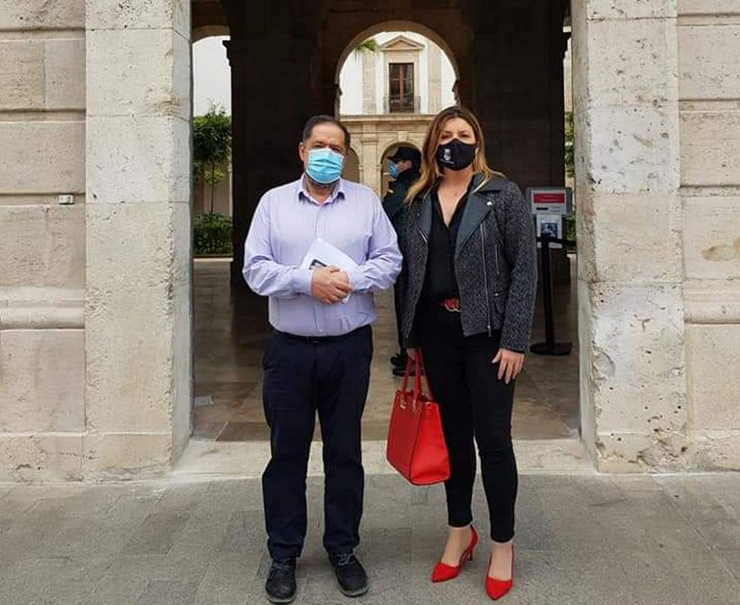 Vicent Bufort, jefe gabinete Delegación de Gobierno, y Pilar Peiró, alcaldesa de Miramar Vicent Bufort, jefe gabinete Delegación de Gobierno, y Pilar Peiró, alcaldesa de Miramar