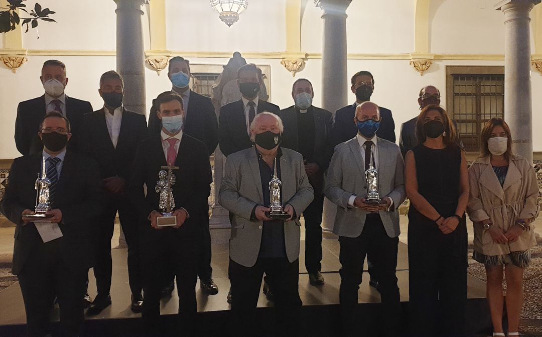 Entrega de los Premios Nazareno 2020 por El Corte Inglés y Radio Granada-SER celebrada en el patio del Ayuntamiento de Granada el l11 de septiembre de 2020. El acto fue aplazado hasta esta fecha por la covid Entrega de los Premios Nazareno 2020 por El Corte Inglés y Radio Granada-SER celebrada en el patio del Ayuntamiento de Granada el l11 de septiembre de 2020. El acto fue aplazado hasta esta fecha por la covid