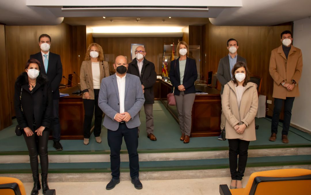 Nuevo equipo de gobierno del ayuntamiento de Teulada tras la Moción de Censura. Nuevo equipo de gobierno del ayuntamiento de Teulada tras la Moción de Censura.