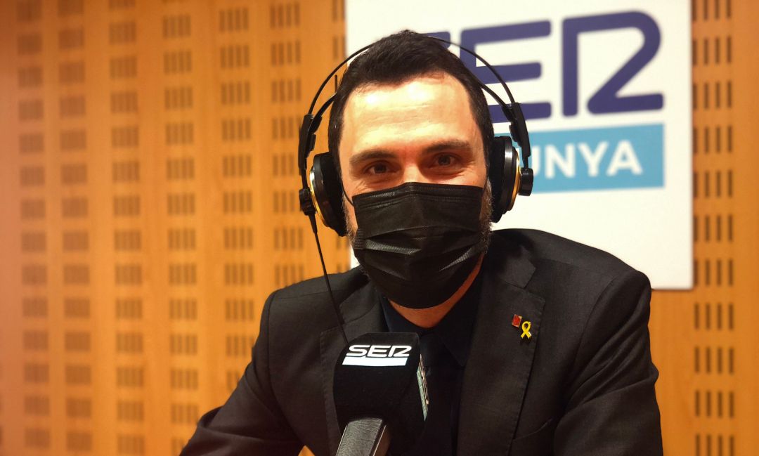 Roger Torrent, entrevistado hoy desde los estudios de Ràdio Girona Roger Torrent, entrevistado hoy desde los estudios de Ràdio Girona