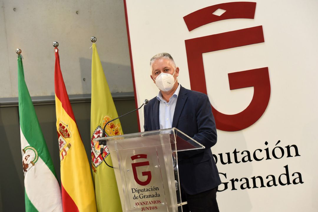 El diputado de Obras Públicas, José María Villegas, presenta el Plan de Carreteras de la Diputación de Granada para 2021 El diputado de Obras Públicas, José María Villegas, presenta el Plan de Carreteras de la Diputación de Granada para 2021