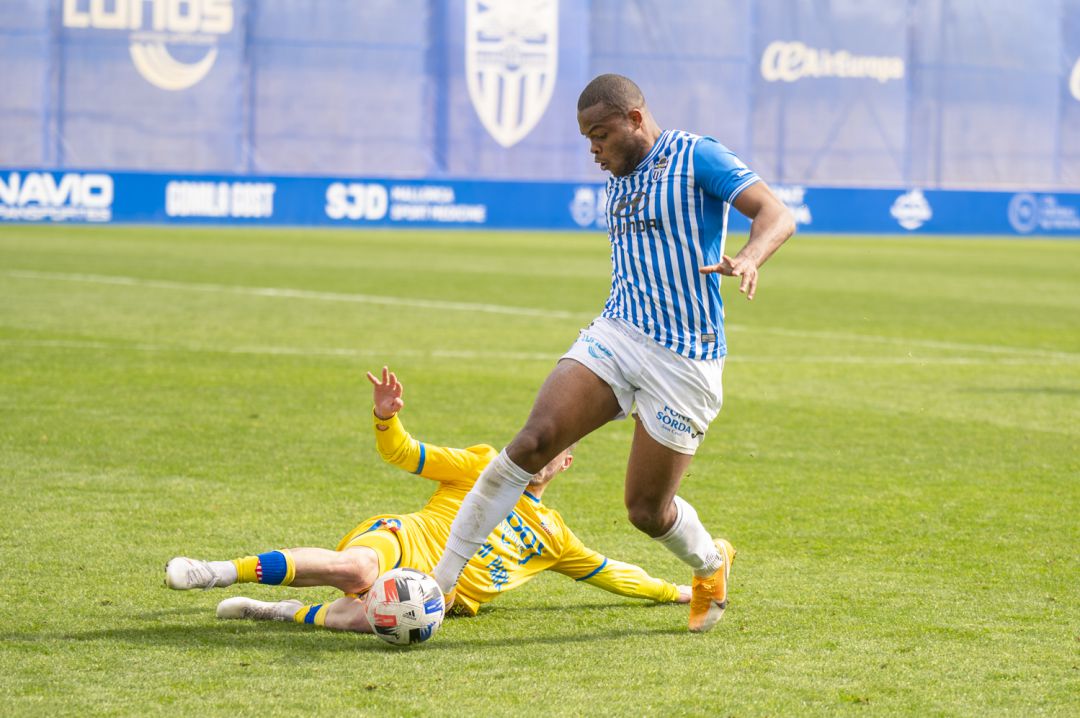 Vinicius Tanque, jugador del Atlético Baleares. Vinicius Tanque, jugador del Atlético Baleares.