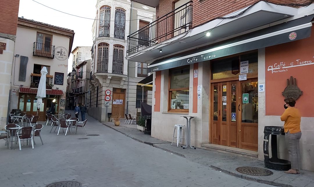 Los hosteleros de Peñafiel podrán abrir el interior de sus locales Los hosteleros de Peñafiel podrán abrir el interior de sus locales