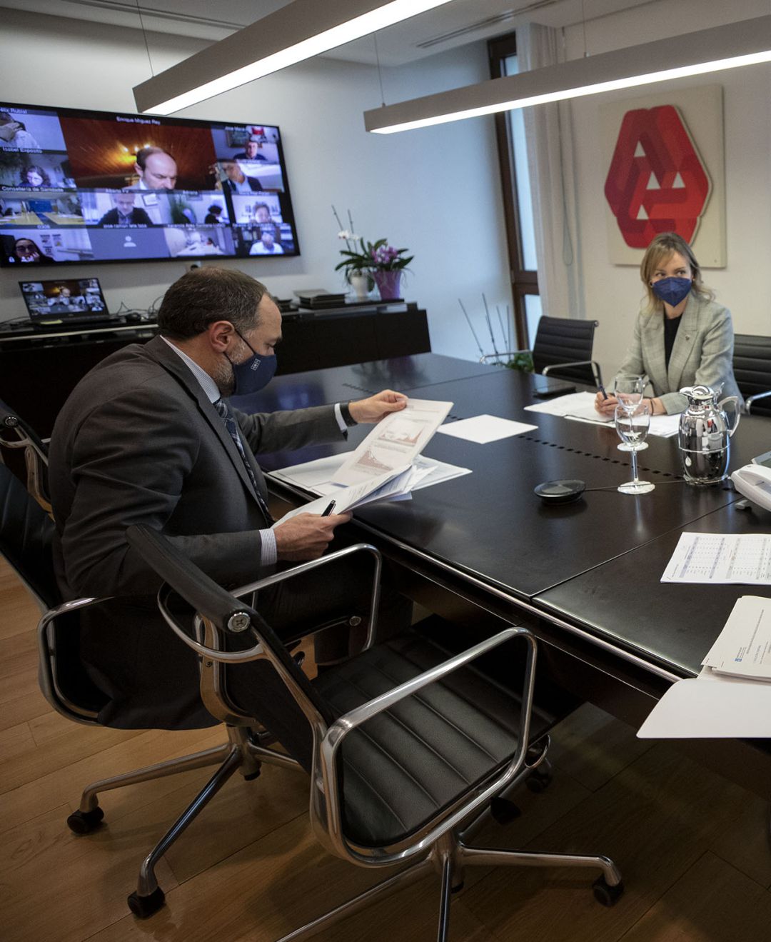 Reunión del comité clínico. Reunión del comité clínico.