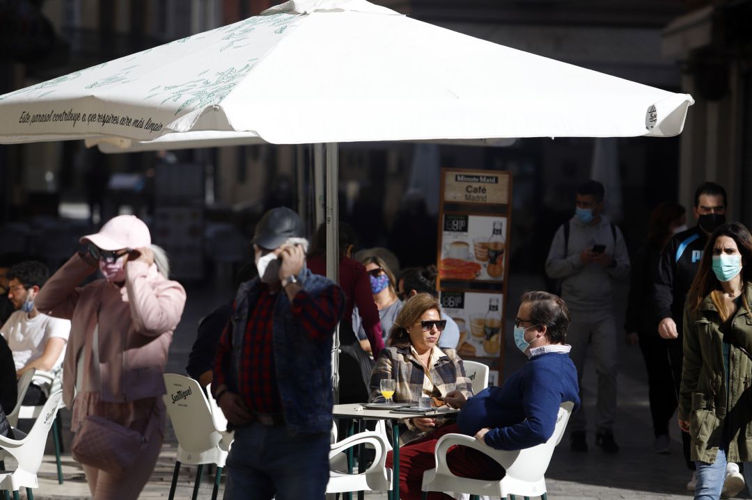 Reapertura de la hostelería y la actividad comercial no esencial en Málaga en una imagen de archivo Reapertura de la hostelería y la actividad comercial no esencial en Málaga en una imagen de archivo