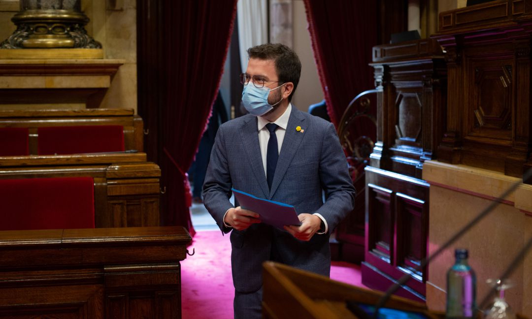 Aragonès condena 'todo tipo de violencia' y que una joven perdiera un ojo en las protestas. Aragonès condena 'todo tipo de violencia' y que una joven perdiera un ojo en las protestas.