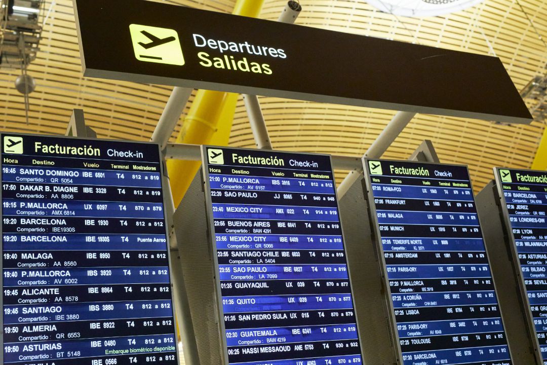 Terminal T4 del Aeropuerto Adolfo Suárez Madrid-Barajas. Terminal T4 del Aeropuerto Adolfo Suárez Madrid-Barajas.