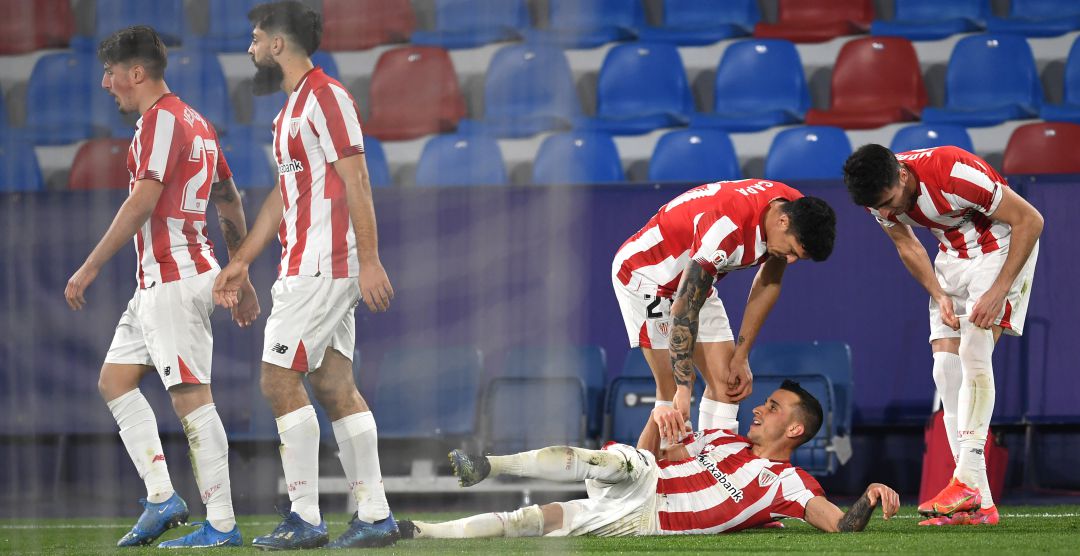 Los jugadores del Athletic celebran el tanto de la eliminatoria Los jugadores del Athletic celebran el tanto de la eliminatoria