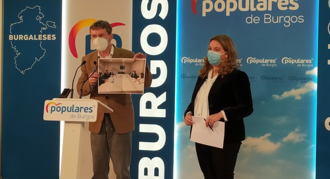 Los senadores del PP por Burgos, Cristina Ayala y Javier Lacalle Los senadores del PP por Burgos, Cristina Ayala y Javier Lacalle