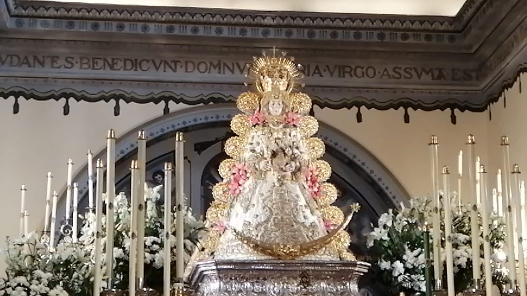 La Virgen del Rocío en Almonte (Huelva) La Virgen del Rocío en Almonte (Huelva)