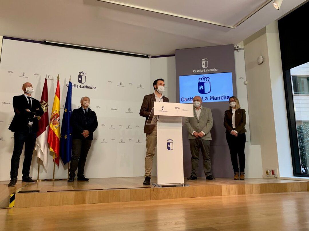 El consejero de Desarrollo Sostenible, José Luis Escudero, en la Casa Perona en Albacete. El consejero de Desarrollo Sostenible, José Luis Escudero, en la Casa Perona en Albacete.