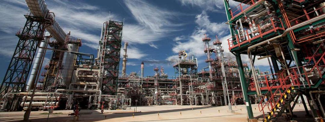Panorámica del Complejo Industrial de Repsol Puertollano Panorámica del Complejo Industrial de Repsol Puertollano