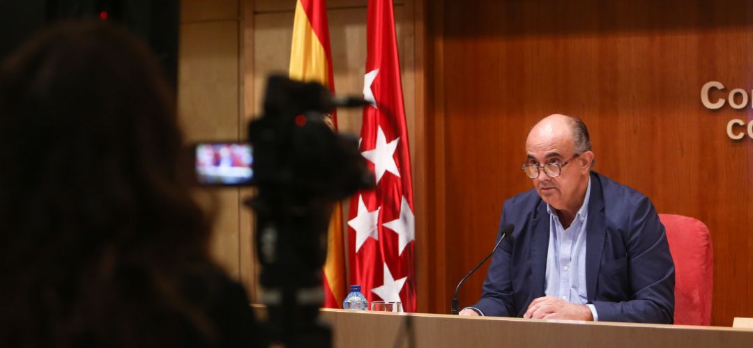 La noticia ha pillado por sorpresa a los vecinos que veían cómo esta semana habían logrado bajar del umbral de 500 casos por cada 100.000 habitantes La noticia ha pillado por sorpresa a los vecinos que veían cómo esta semana habían logrado bajar del umbral de 500 casos por cada 100.000 habitantes