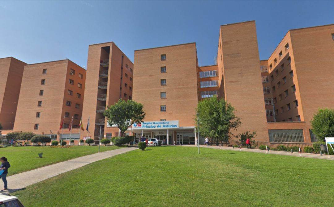 Fachada del Hospital Príncipe de Asturias de Alcalá de Henares Fachada del Hospital Príncipe de Asturias de Alcalá de Henares