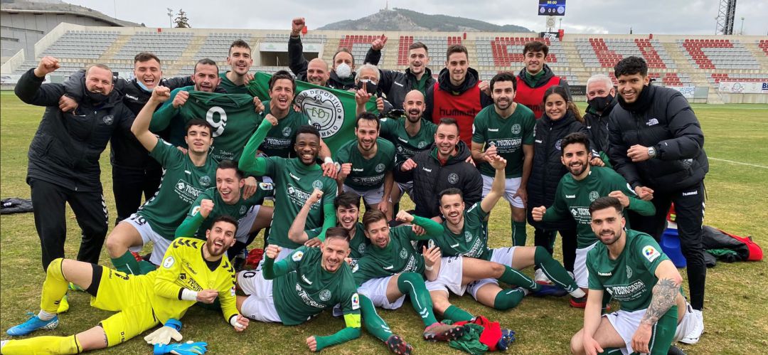 El CD Marchamalo campeón de liga del subgrupo B del grupo XVIII de 3ª división 2020-2021 El CD Marchamalo campeón de liga del subgrupo B del grupo XVIII de 3ª división 2020-2021