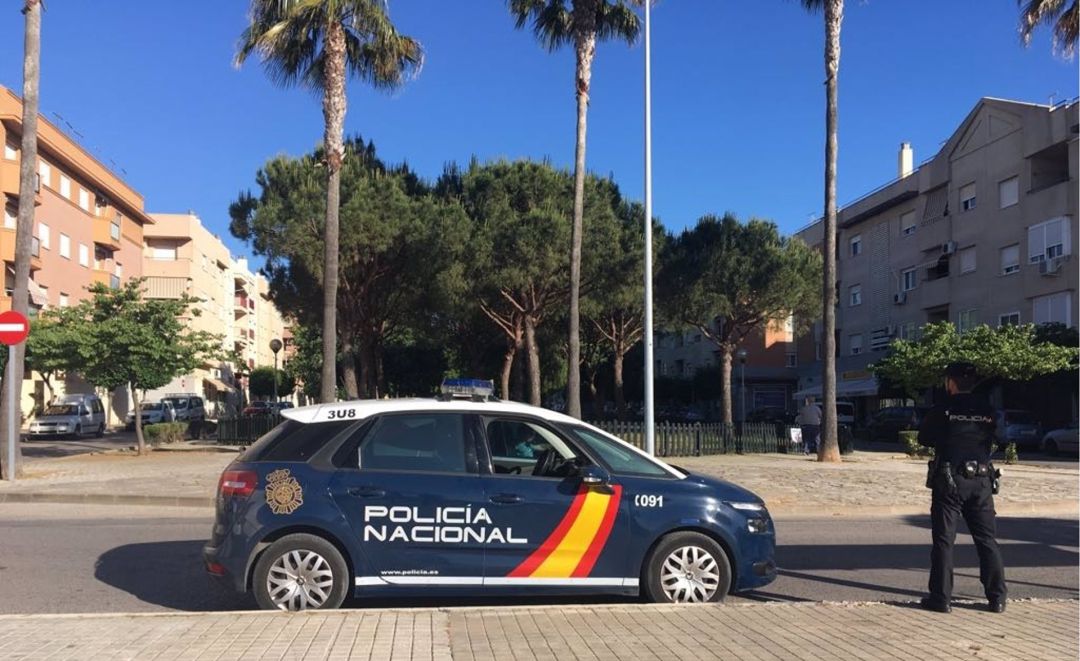 Agentes de la Policía Nacional de Rota Agentes de la Policía Nacional de Rota