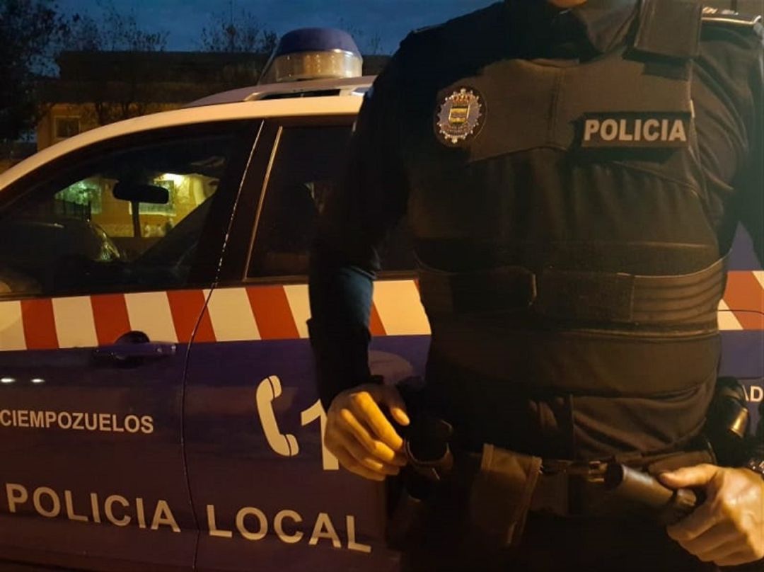 Imagen de archivo de un agente de la Policía Local ciempozueleña Imagen de archivo de un agente de la Policía Local ciempozueleña