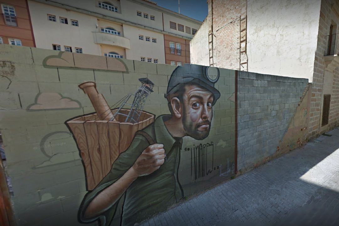 Tras esta obra del artista "Belin" se esconde el terreno del próximo espacio escénico con el que contará la ciudad Tras esta obra del artista "Belin" se esconde el terreno del próximo espacio escénico con el que contará la ciudad