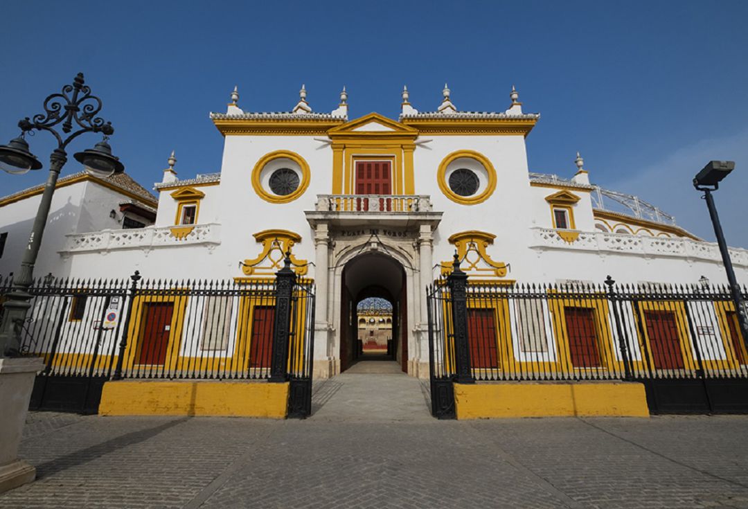 Puerta del Príncipe de la plaza de toros de la Real Maestranza de Sevilla Puerta del Príncipe de la plaza de toros de la Real Maestranza de Sevilla