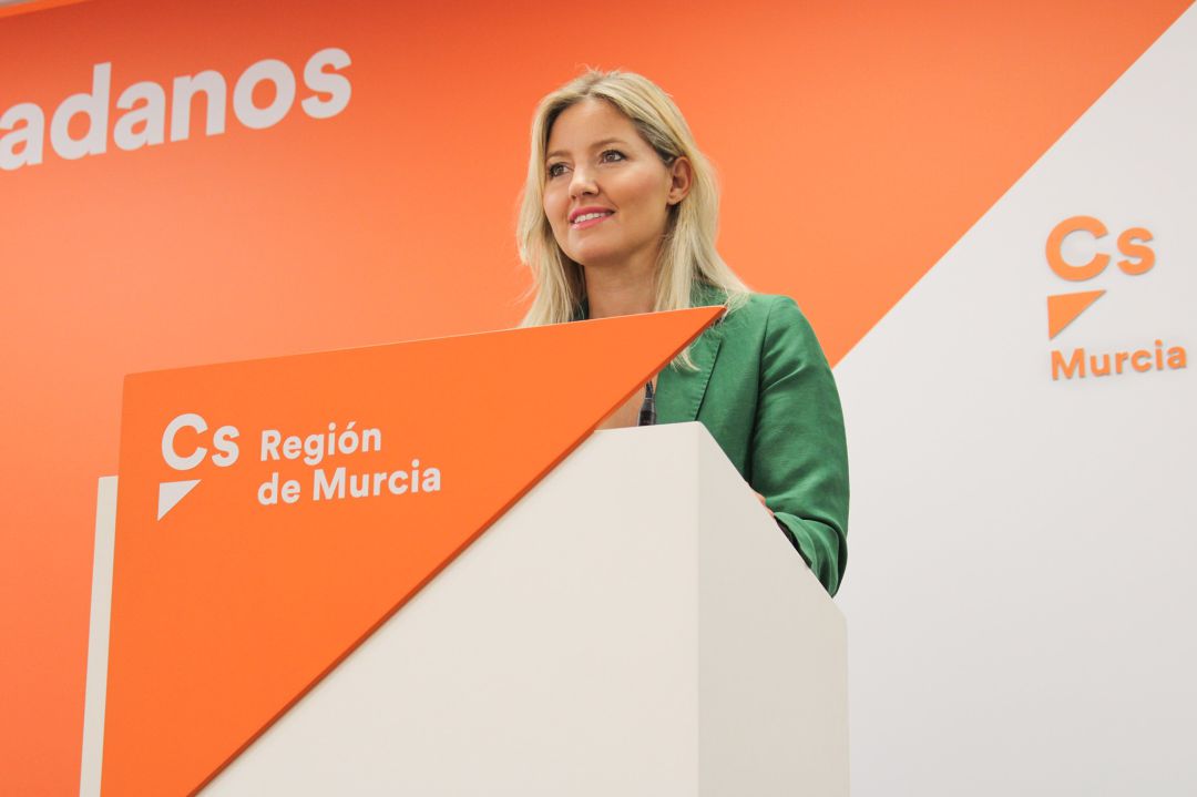 Ana Martínez Vidal en rueda de prensa Ana Martínez Vidal en rueda de prensa