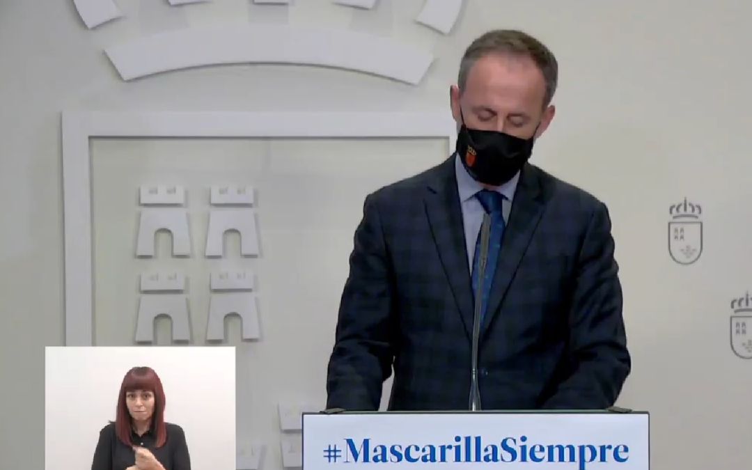 Consejero portavoz y de presidencia y Hacienda, Javier Celdrán Consejero portavoz y de presidencia y Hacienda, Javier Celdrán