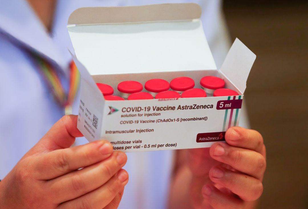 CyL suspende temporalmente la vacunación con el lote de AstraZeneca-Universidad de Óxford CyL suspende temporalmente la vacunación con el lote de AstraZeneca-Universidad de Óxford
