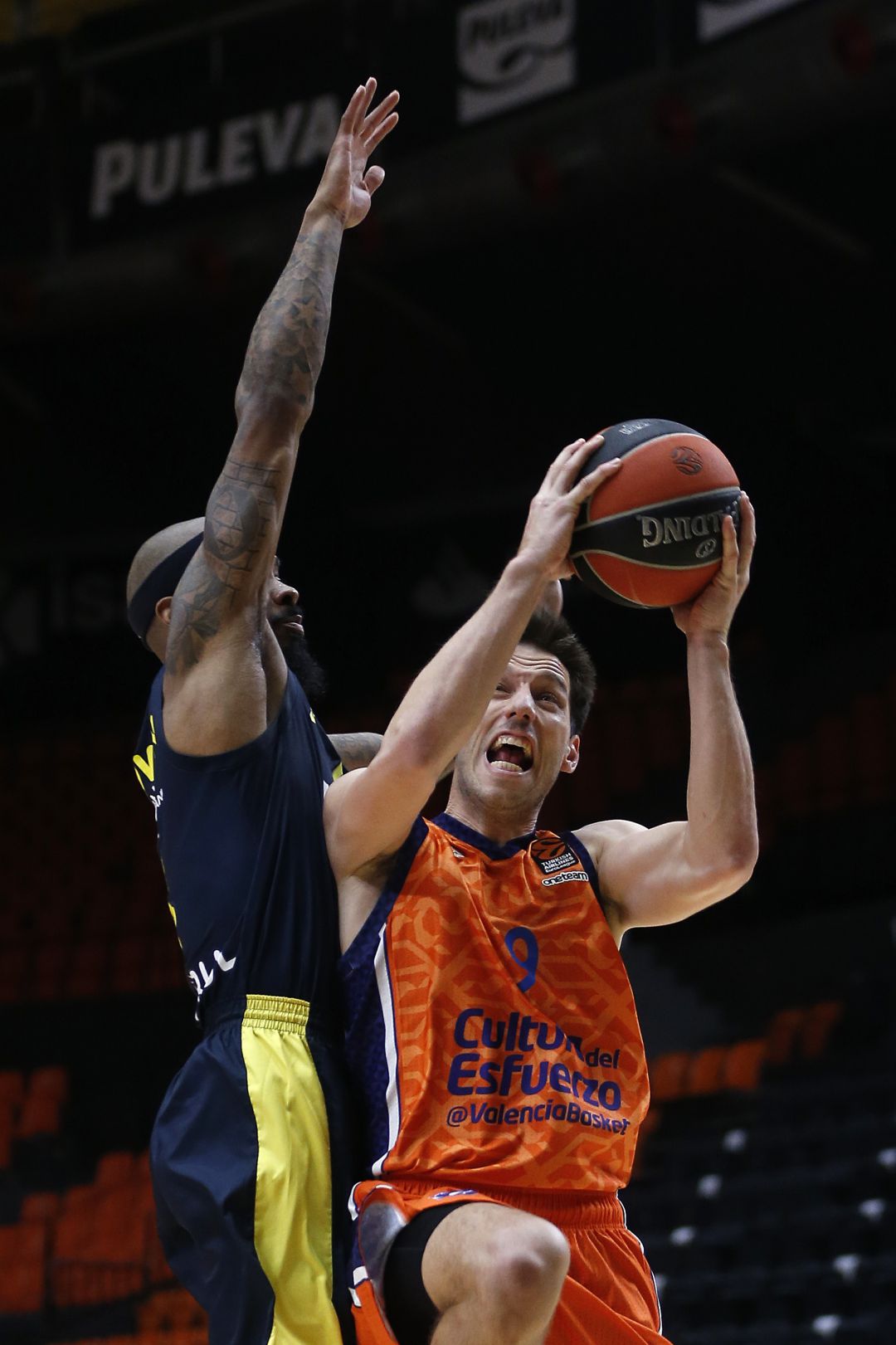 Van Rossom, ante el Fenerbahçe. Van Rossom, ante el Fenerbahçe.