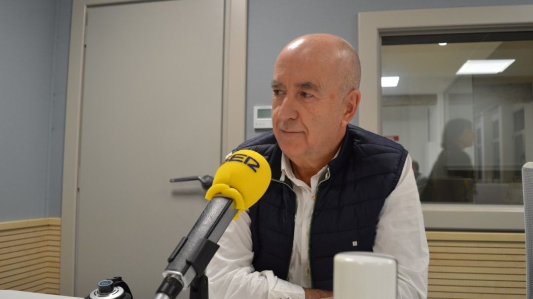 Raúl Arza en los estudios de Radio Bilbao, en una imagen de archivo Raúl Arza en los estudios de Radio Bilbao, en una imagen de archivo