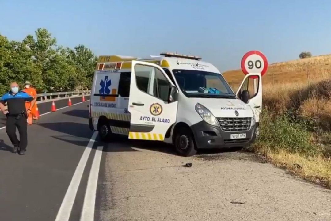 Servicios de emergencia de El Álamo dónde se encontraron los cuerpos de dos personas atropelladas Servicios de emergencia de El Álamo dónde se encontraron los cuerpos de dos personas atropelladas