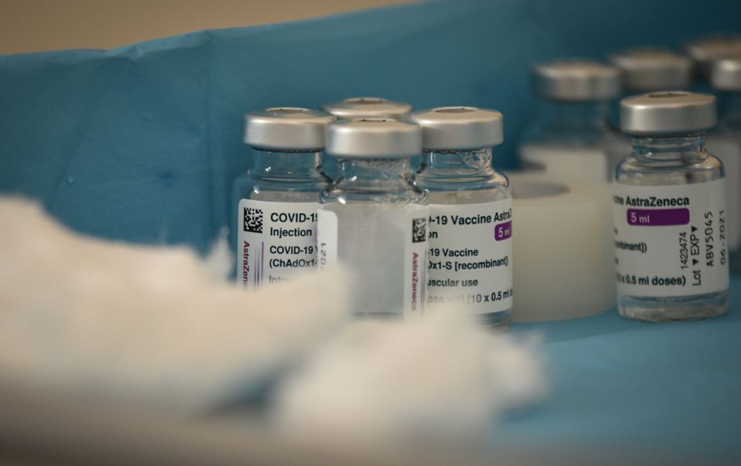 Vacunas contra la COVID-19 de AstraZeneca. Vacunas contra la COVID-19 de AstraZeneca.