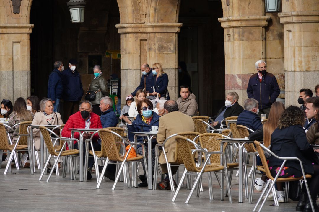 Las terrazas de la Plaza Mayor de Salamanca, protagonistas. Las terrazas de la Plaza Mayor de Salamanca, protagonistas.