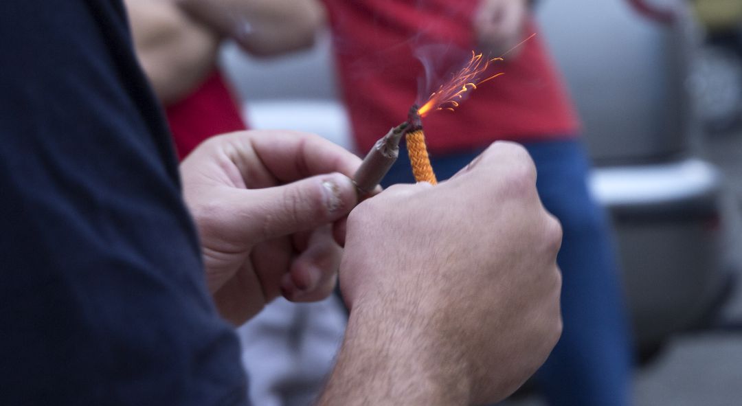Qué petardos sí se pueden tirar en València a pesar de no haber Fallas Qué petardos sí se pueden tirar en València a pesar de no haber Fallas
