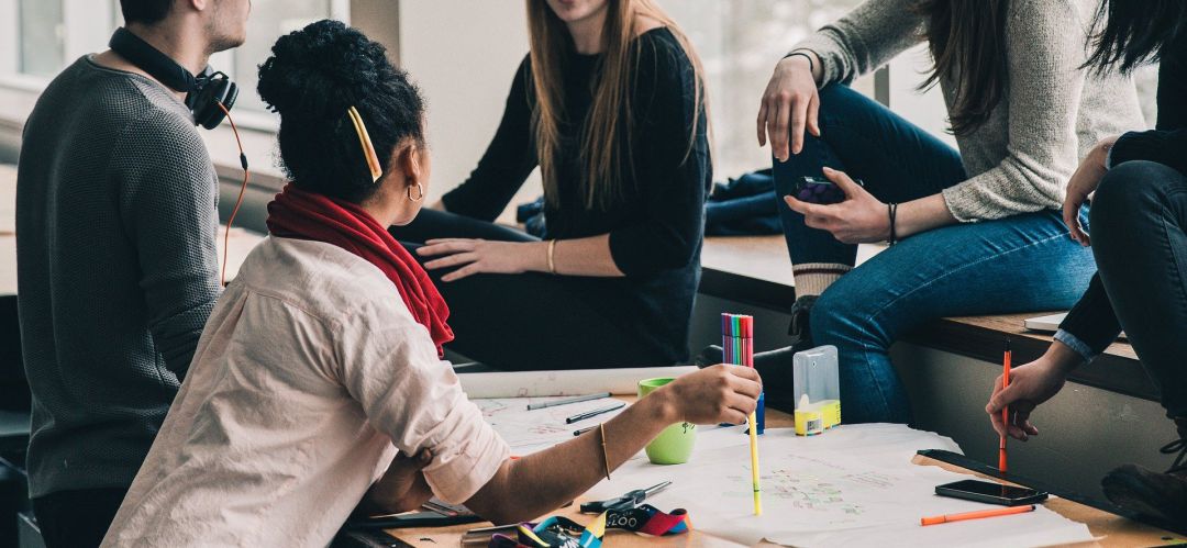 En esta localidad hay 1.253 jóvenes entre 16 y 25 años de los que únicamente 45 son demandantes de empleo En esta localidad hay 1.253 jóvenes entre 16 y 25 años de los que únicamente 45 son demandantes de empleo
