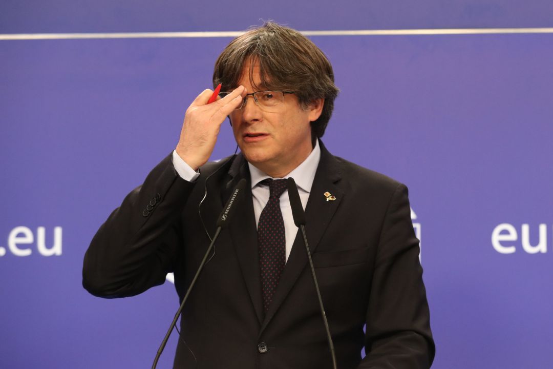 El expresidente de la Generalitat Carles Puigdemontel día en el que el Parlamento Europeo a favor de suspender la inmunidad de los tres, en Bruselas El expresidente de la Generalitat Carles Puigdemontel día en el que el Parlamento Europeo a favor de suspender la inmunidad de los tres, en Bruselas