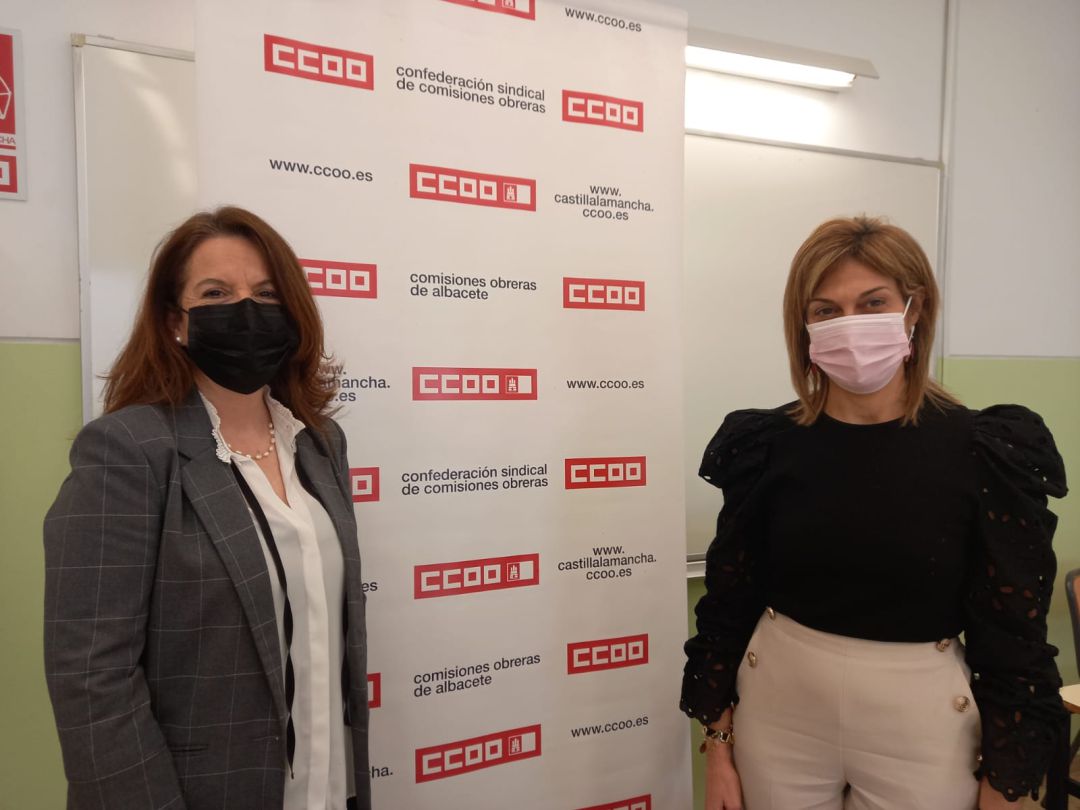 Raquel Payo y Carmen Juste en la sede de CCOO en Albacete. Raquel Payo y Carmen Juste en la sede de CCOO en Albacete.