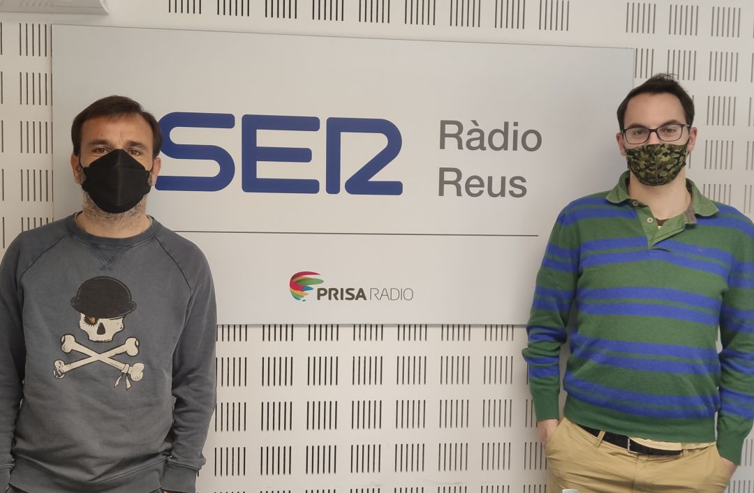 Xavi Castro i Alexis Gómez als estudis de Ràdio Reus. Xavi Castro i Alexis Gómez als estudis de Ràdio Reus.