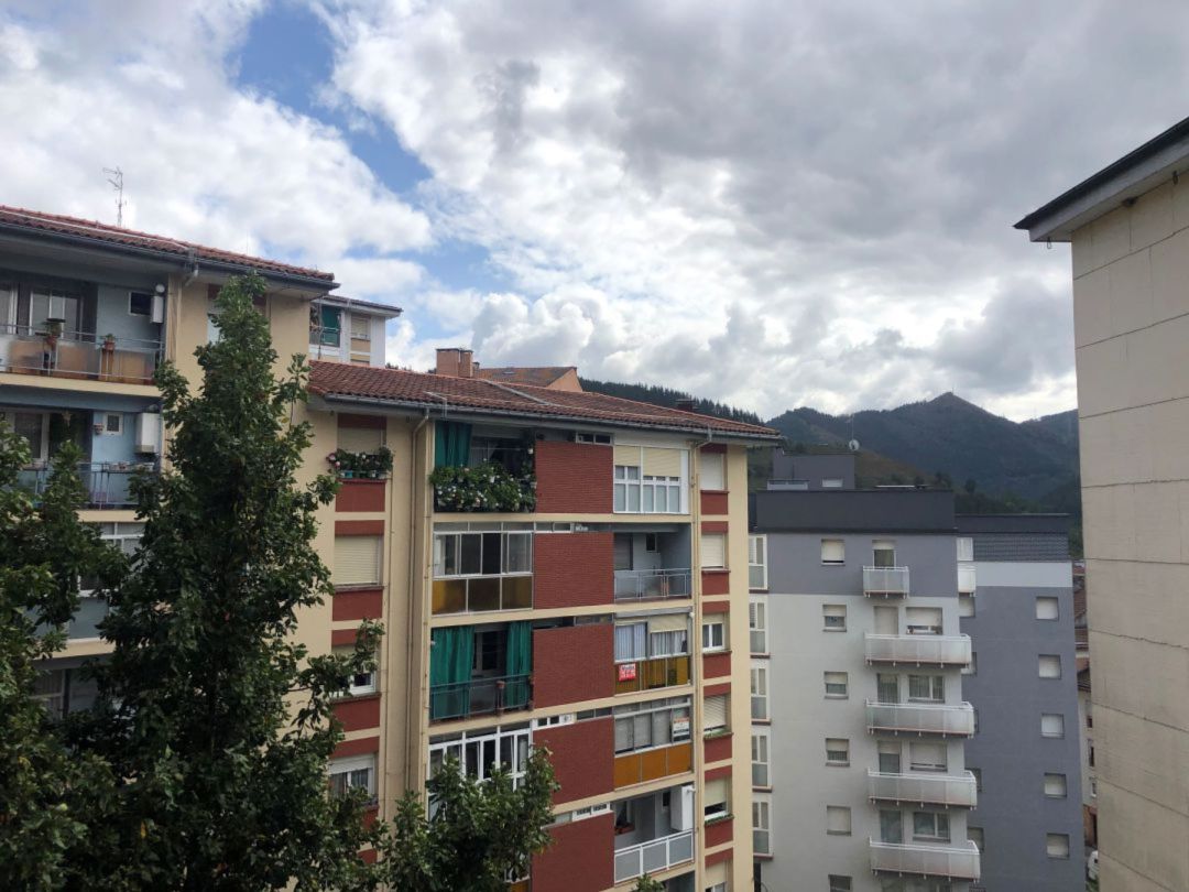 Ermua registra, a día de hoy, una tasa de contagios de 692 por cien mil habitantes en los últimos catorce días Ermua registra, a día de hoy, una tasa de contagios de 692 por cien mil habitantes en los últimos catorce días