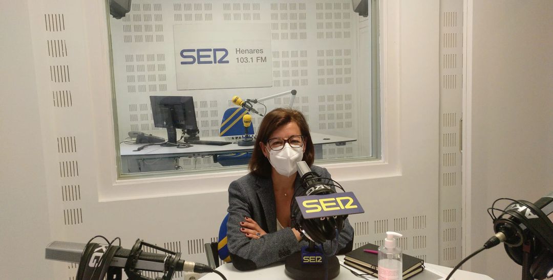 María Aranguren en los estudios de SER Henares. María Aranguren en los estudios de SER Henares.