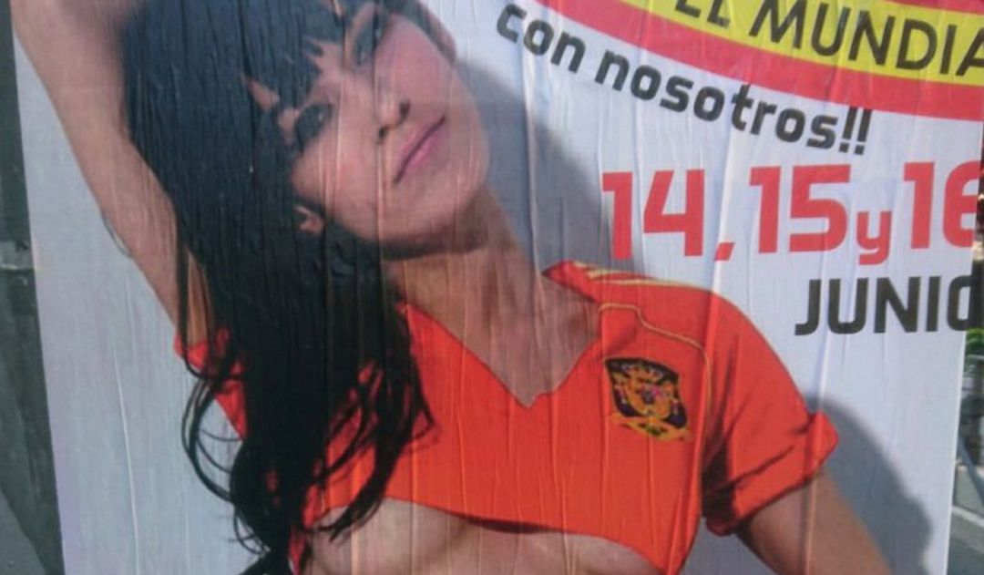 Cartel publicitario que fue retirado en Fuenlabrada ( foto de archivo) Cartel publicitario que fue retirado en Fuenlabrada ( foto de archivo)