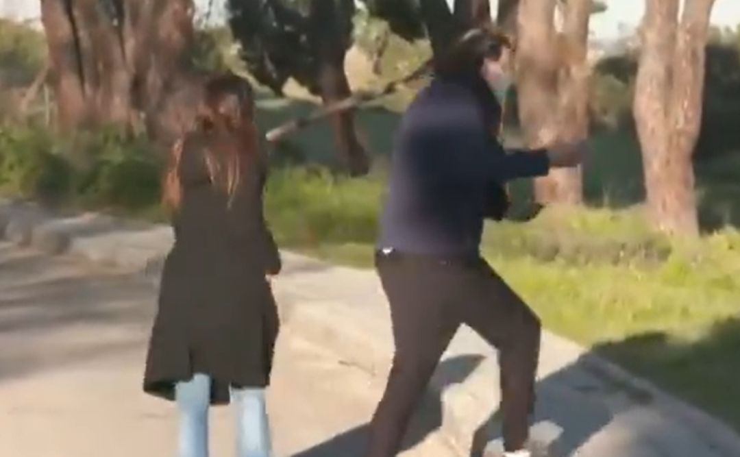 Mariano Rajoy durante su encontronazo con las cámaras de TVE Mariano Rajoy durante su encontronazo con las cámaras de TVE