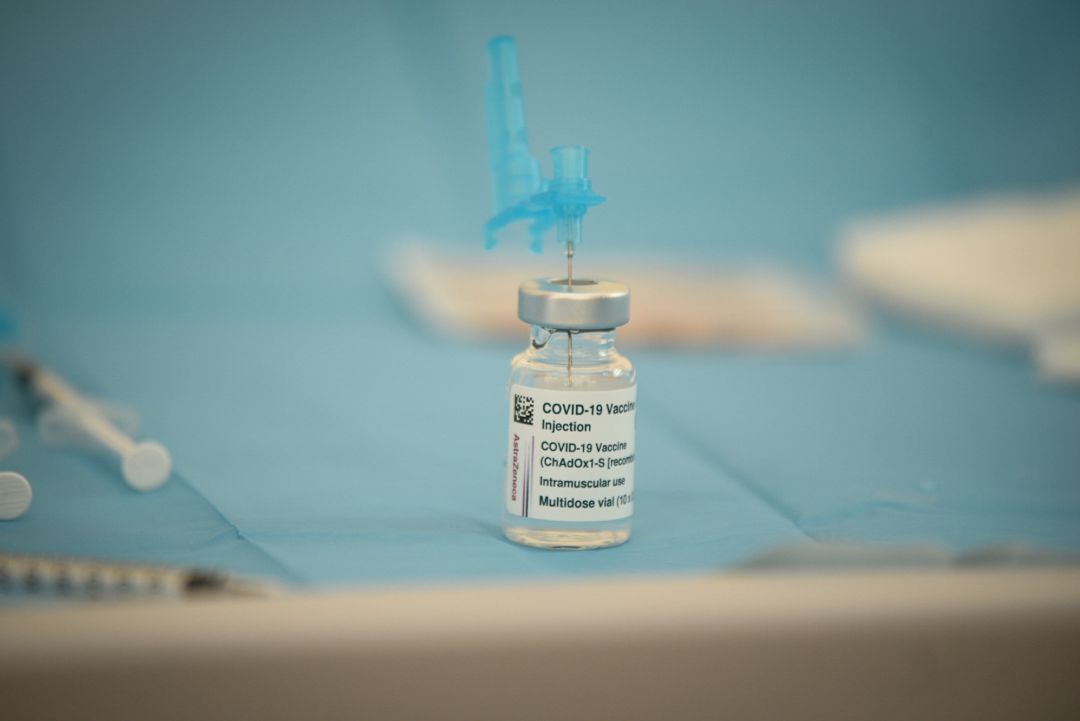 Un vial con la vacuna de AstraZeneca contra la Covid-19. Un vial con la vacuna de AstraZeneca contra la Covid-19.