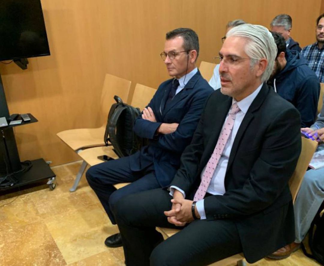 Mauricio García de la Vega en el juzgado de lo mercantil de Murcia Mauricio García de la Vega en el juzgado de lo mercantil de Murcia