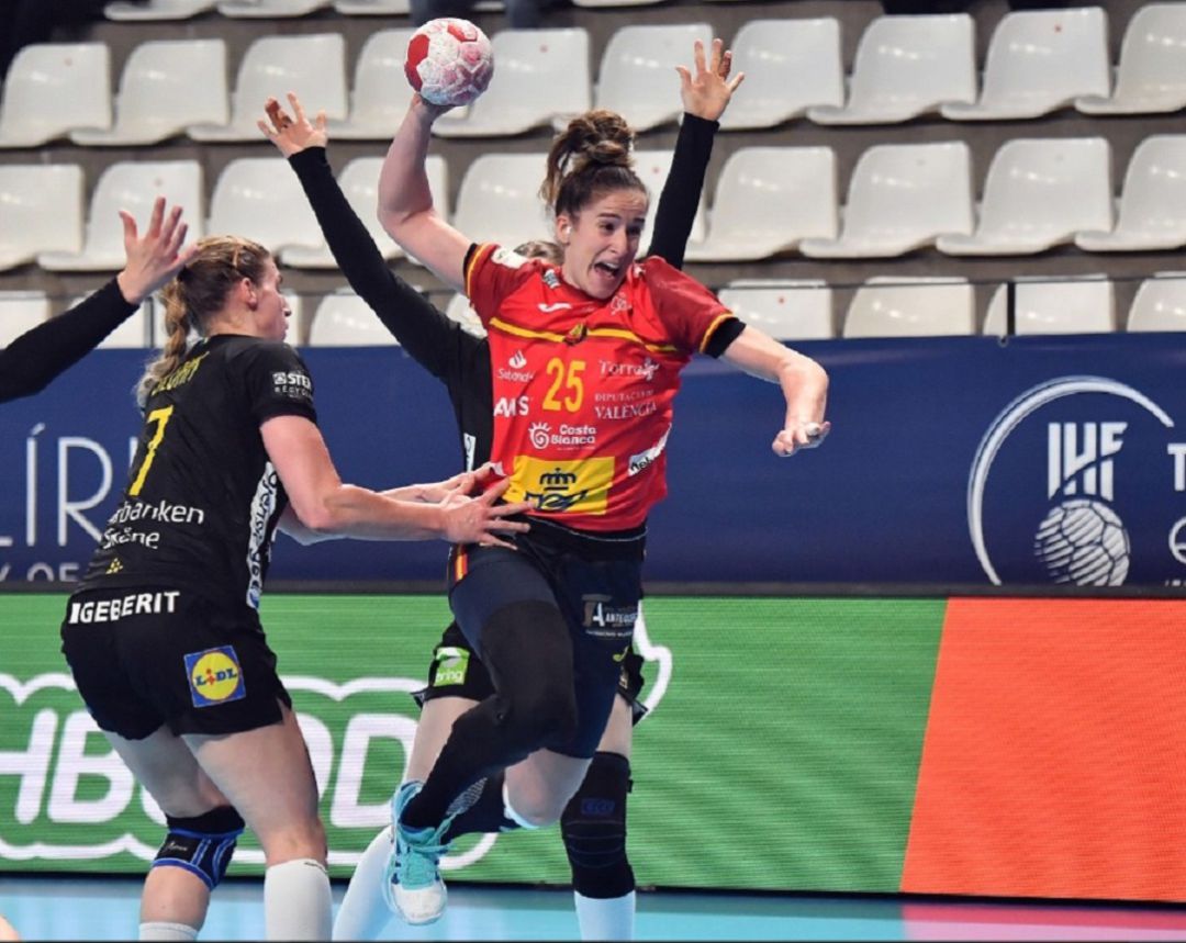 Nerea Pena liderando a las Guerreras en el preolímpico para lograr el billete para los Juegos Olímpicos de Tokio Nerea Pena liderando a las Guerreras en el preolímpico para lograr el billete para los Juegos Olímpicos de Tokio